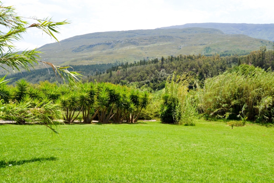 7 Bedroom Property for Sale in Suurbraak Western Cape